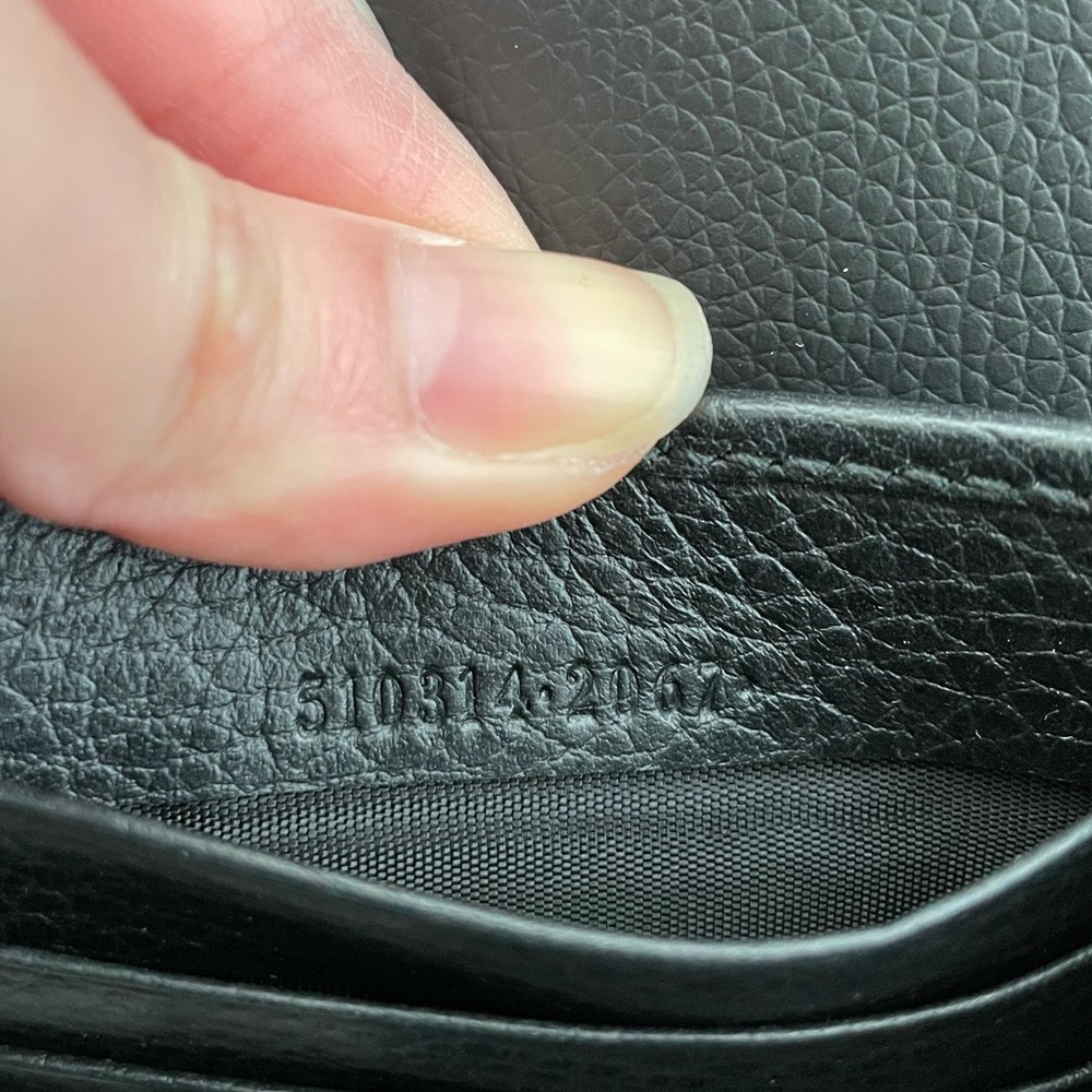 Gucci Black Leather Interlocking GG Wallet On Chain (SOLD) - Picture 9 of 13